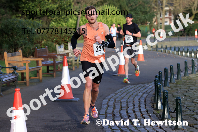 The 2024 Saltwell 10k Road Race, Gateshead. Photo: David T. Hewitson/Sports for All Pics